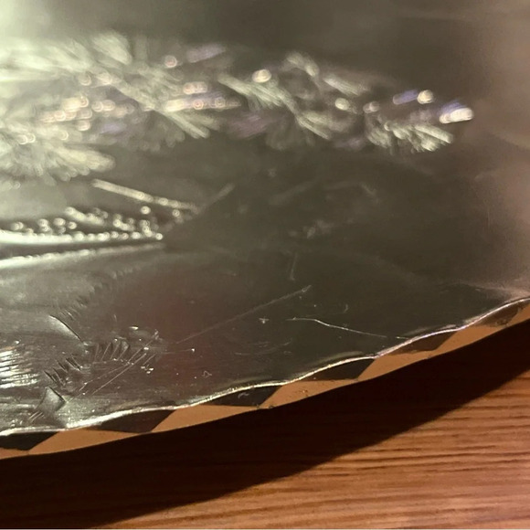 Arthur Armour Hand Wrought Gold Anodized Aluminum Plate ~ Pine Mountain Motif - Picture 4 of 10